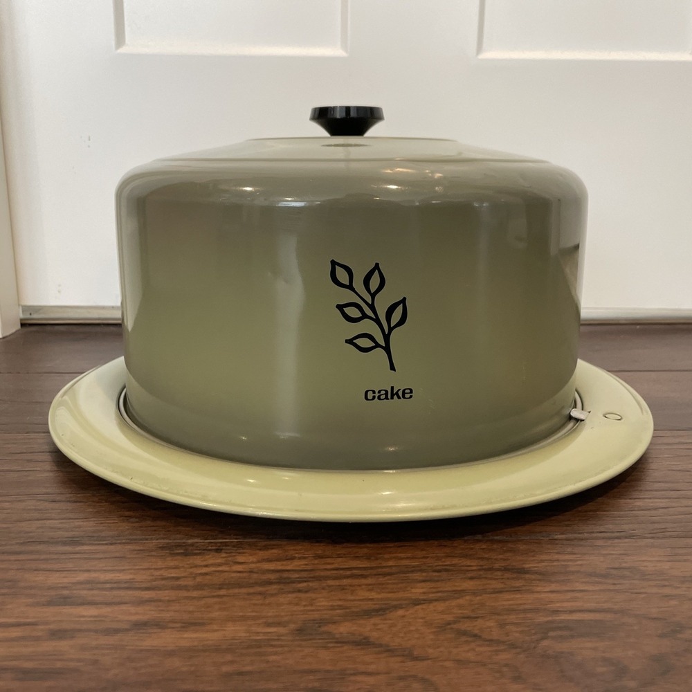 Vintage West Bend Covered‎ Cake Carrier & Server - MCM Avocado Green 15" X 9"
